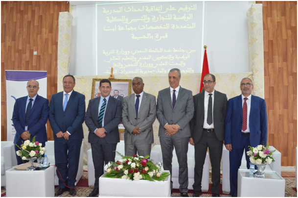 وزير التعليم وعامل الحسيمة يتفقدان أوراش بناء مؤسسات تعليمية بالحسيمة