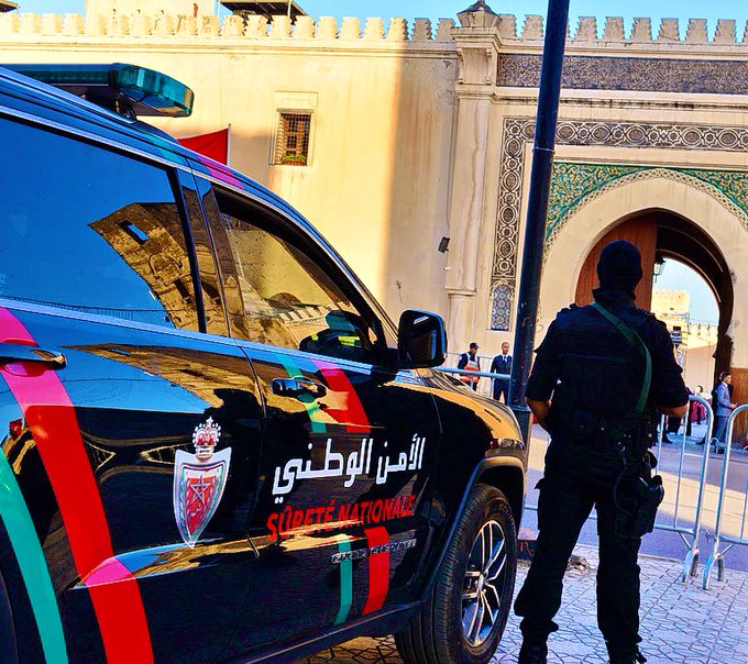 الناظور .. توقيف أربعة أشخاص يشتبه في ارتباطهم بشبكة إجرامية تنشط في الاتجار في الكوكايين، وحيازة السلاح الناري