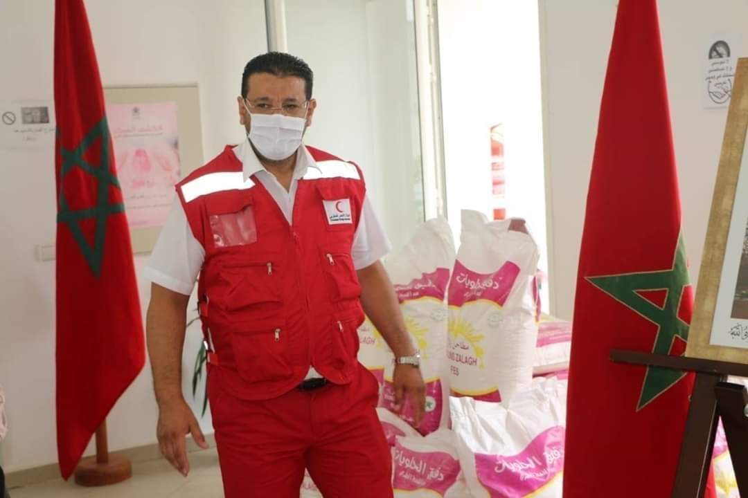 المرابط يشرف على المرحلة الرابعة من عملية تقديم المساعدات الغذائية لفائدة مريضى القصور الكلوي ومرضى السرطان