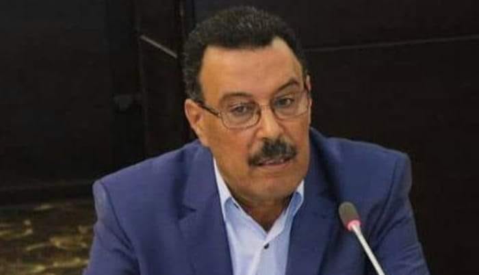 قدموا رأيكم أو استقيلوا من المؤسسات رحمكم الله