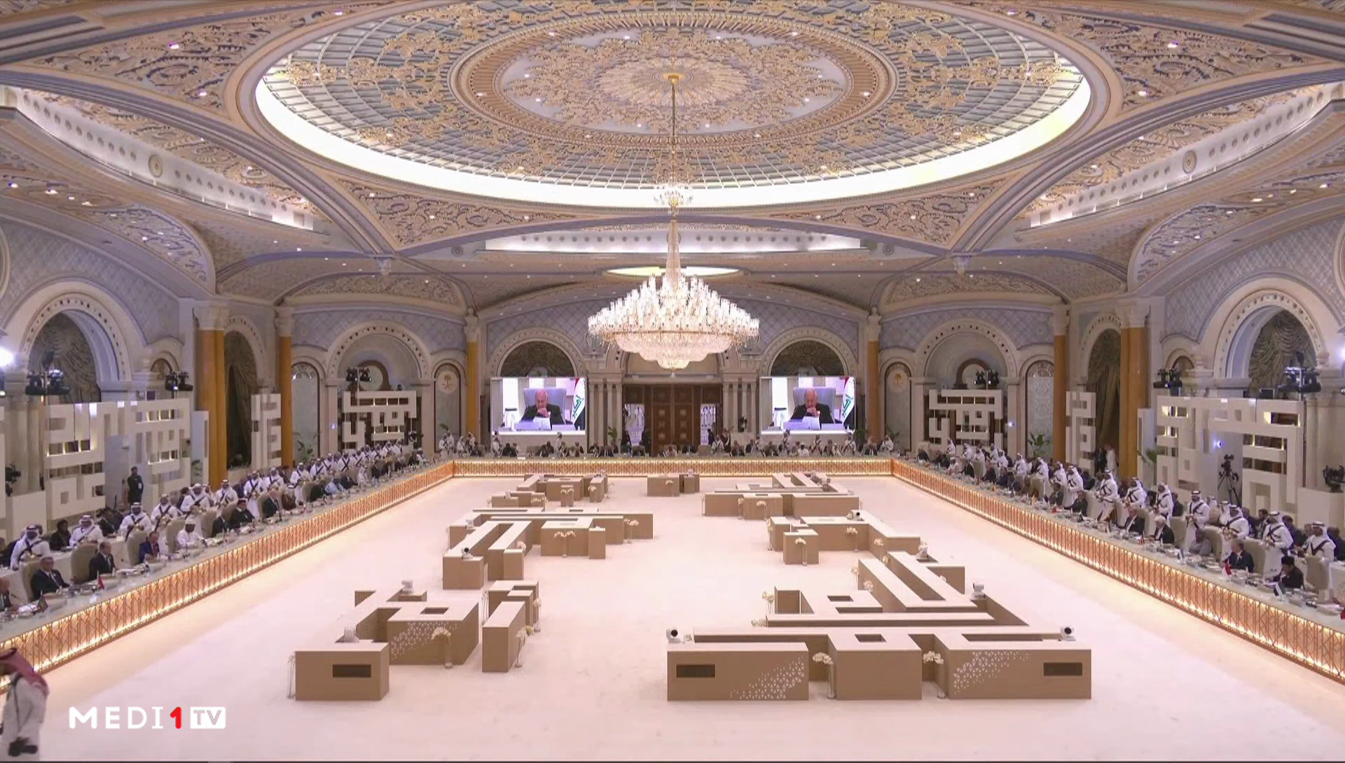الرياض.. بدء أعمال القمة العربية الاسلامية المشتركة غير العادية بمشاركة المغرب