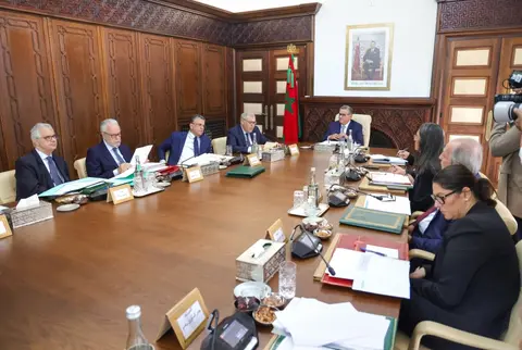 مشروع قانون المالية لسنة 2026 يحدد أربع أولويات كبرى (مذكرة توجيهية)
