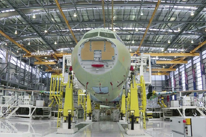 الدار البيضاء تستضيف بعثة تجارية أندلسية لتعزيز التعاون في قطاع الطيران والفضاء