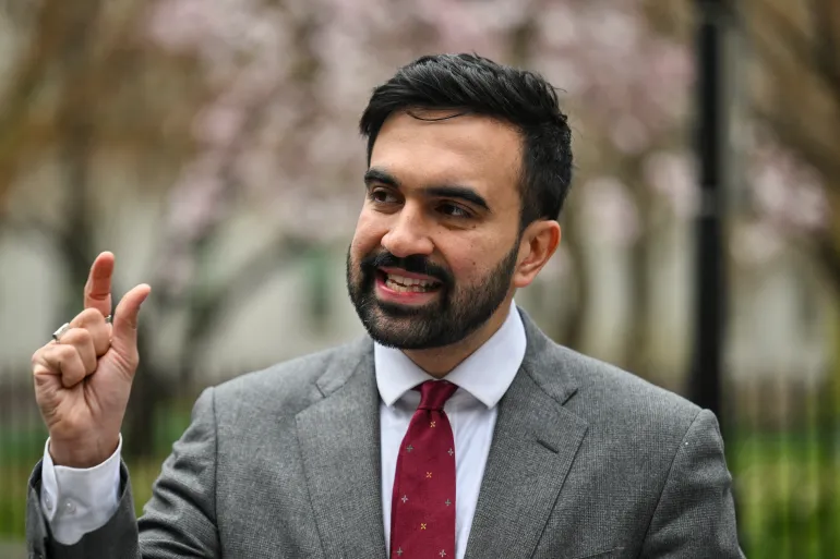 رد فعل إسرائيلي غاضب: مندوب تل أبيب السابق يصف فوز زهران ممداني “اليوم الأسود “