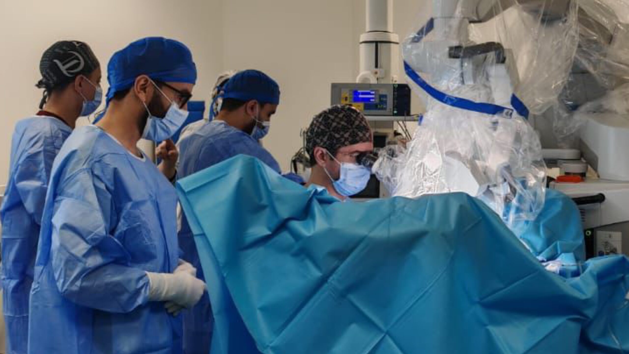 إنجاز طبي غير مسبوق بأكادير: نجاح أول عملية لتوسعة الشرايين التاجية بالمركز الاستشفائي الجامعي محمد السادس
